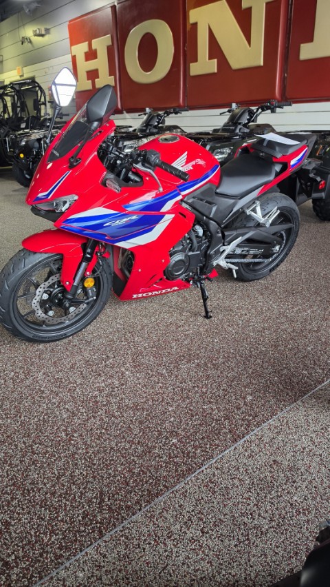 2026 Honda CBR500R