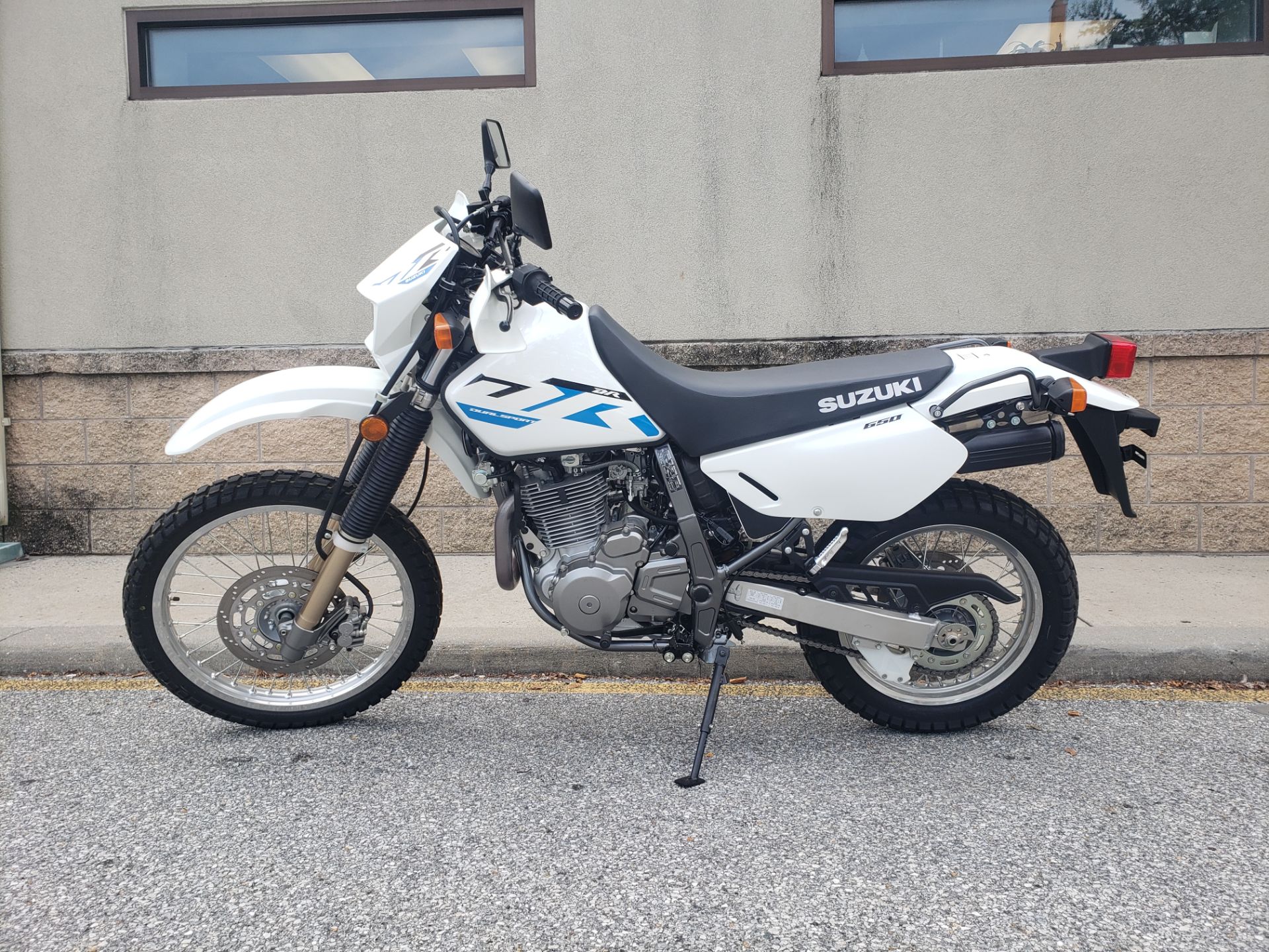 Used 2025 Suzuki DR650S | Motorcycles in Bear DE | 100750 Solid