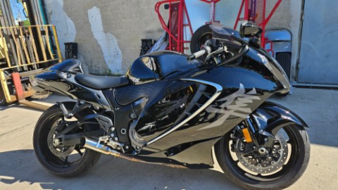 2023 Suzuki Hayabusa — photo 1 of 5
