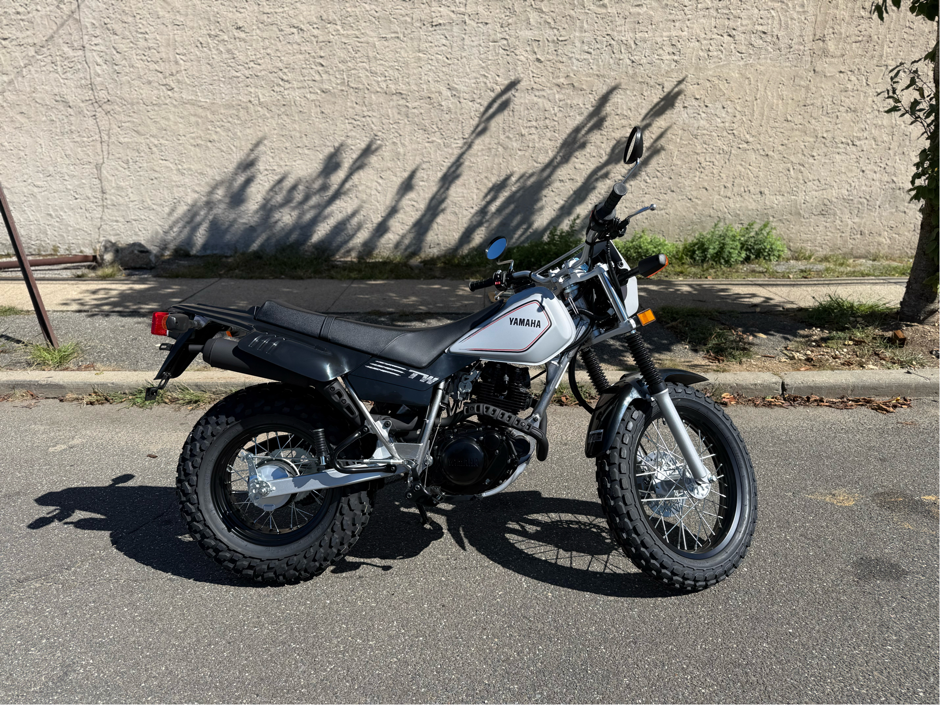 ヤマハ　tw200 New 2026 Yamaha TW200 | Motorcycles in EL Cajon CA | N/A Gallant Gray