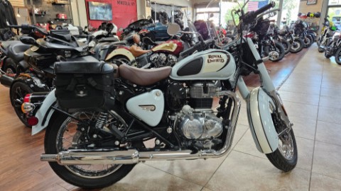 2022 Royal Enfield Classic 350 — photo 1 of 5