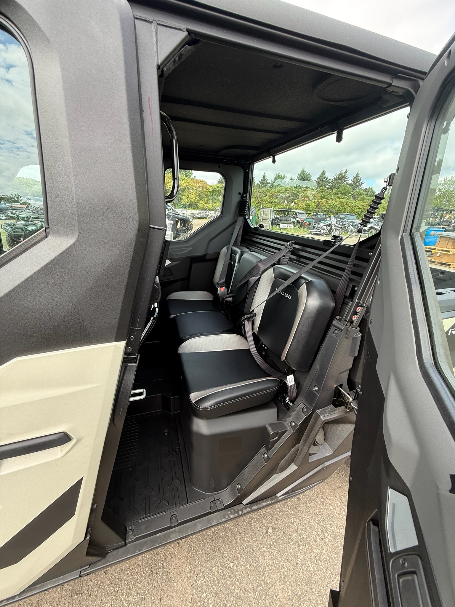 2026 Kawasaki RIDGE® CREW HVAC 4