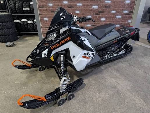 2027 650 INDY SP 137 ES