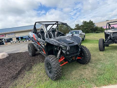 2027 Kawasaki TERYX KRX 1000 TR — photo 1 of 7