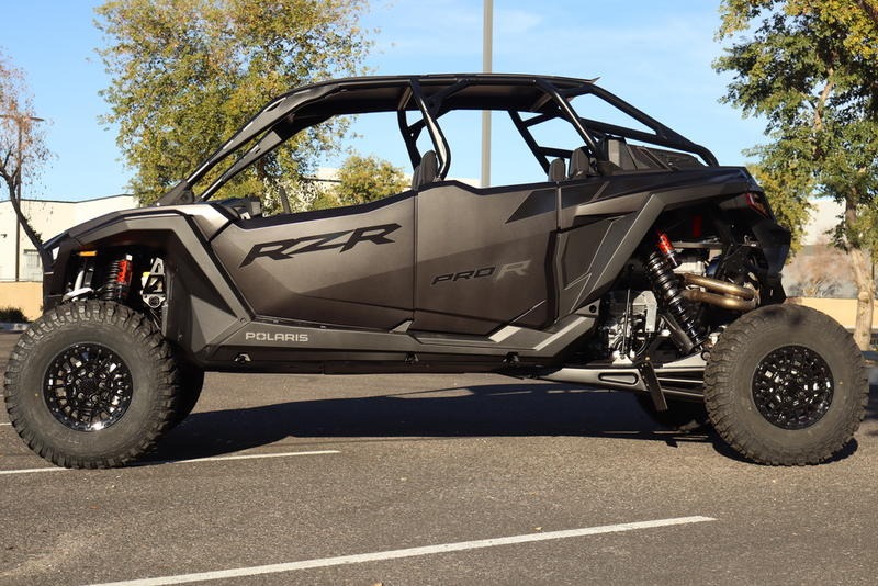 2026 Polaris RZR Pro R 4 Ultimate 4