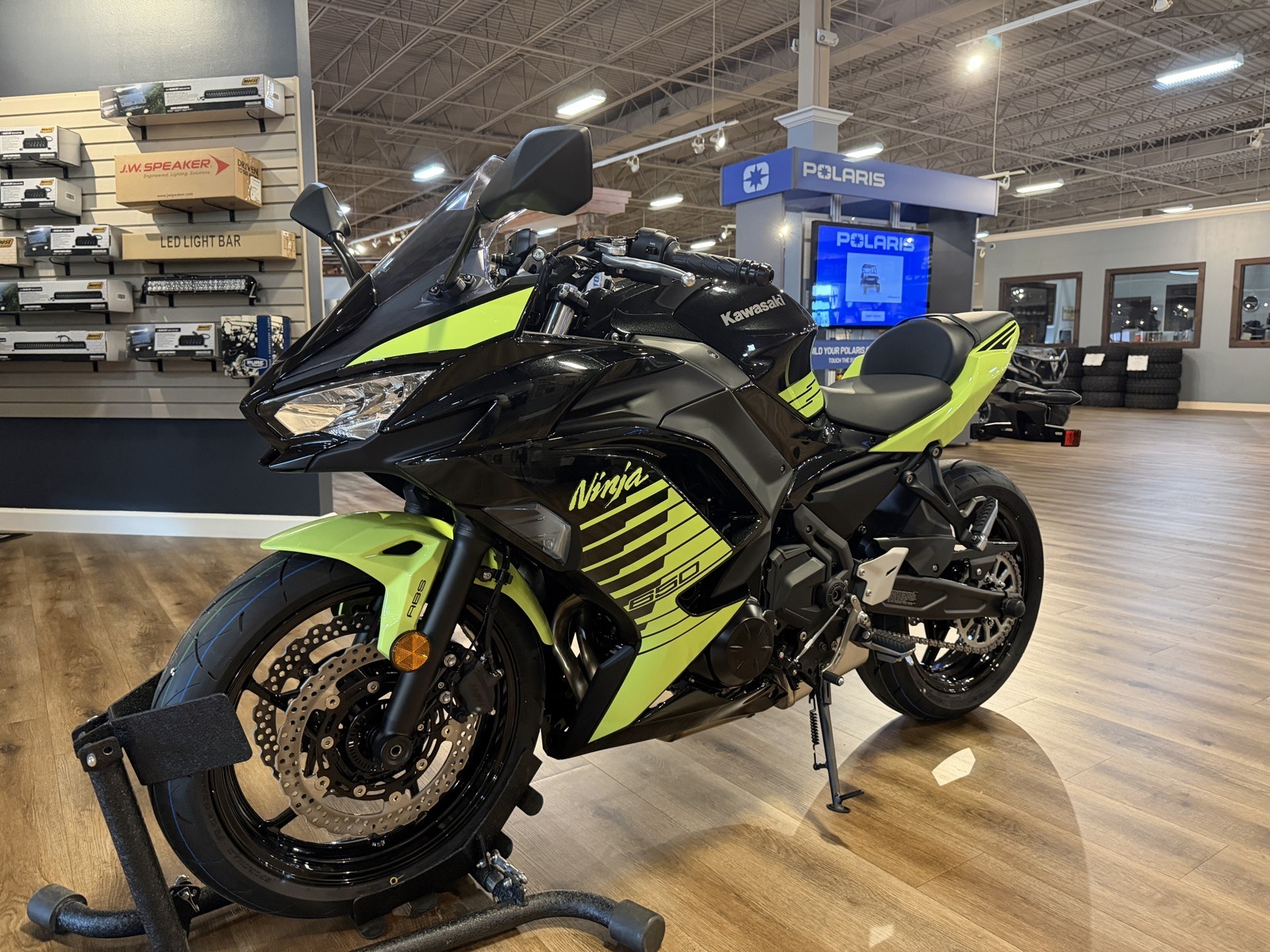 2026 Ninja® 650 ABS