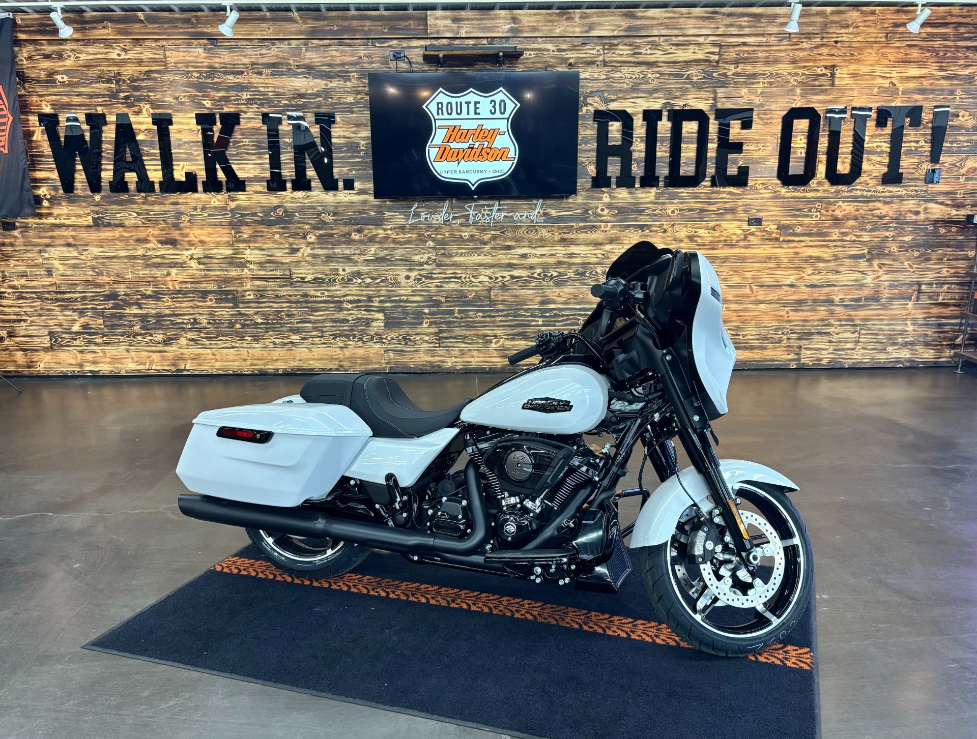 New 2025 Harley-Davidson Street Glide® White Onyx Pearl (Black