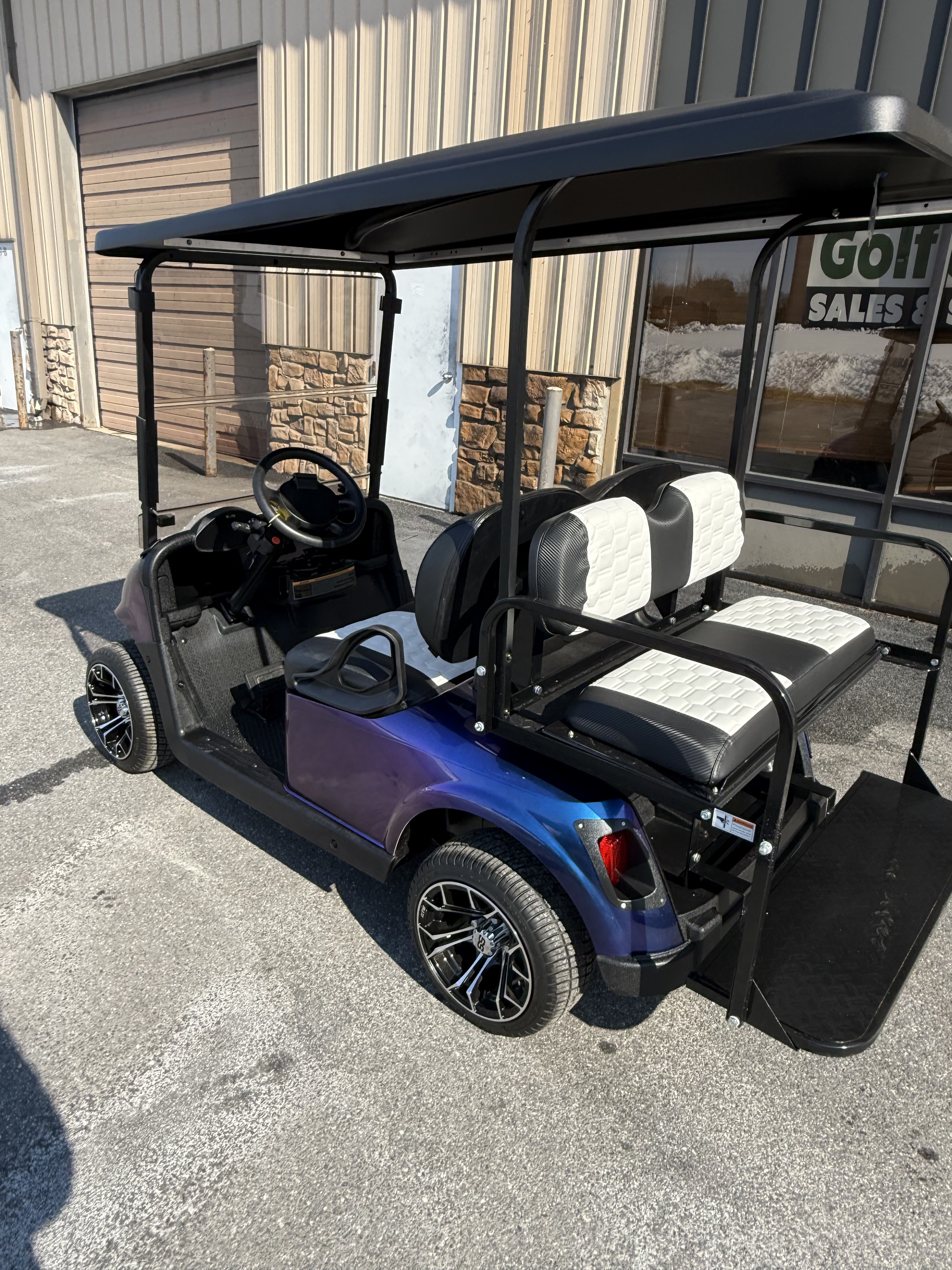 2020 E-Z-GO Freedom RXV Elite 2.0 in Sykesville, Maryland - Photo 7