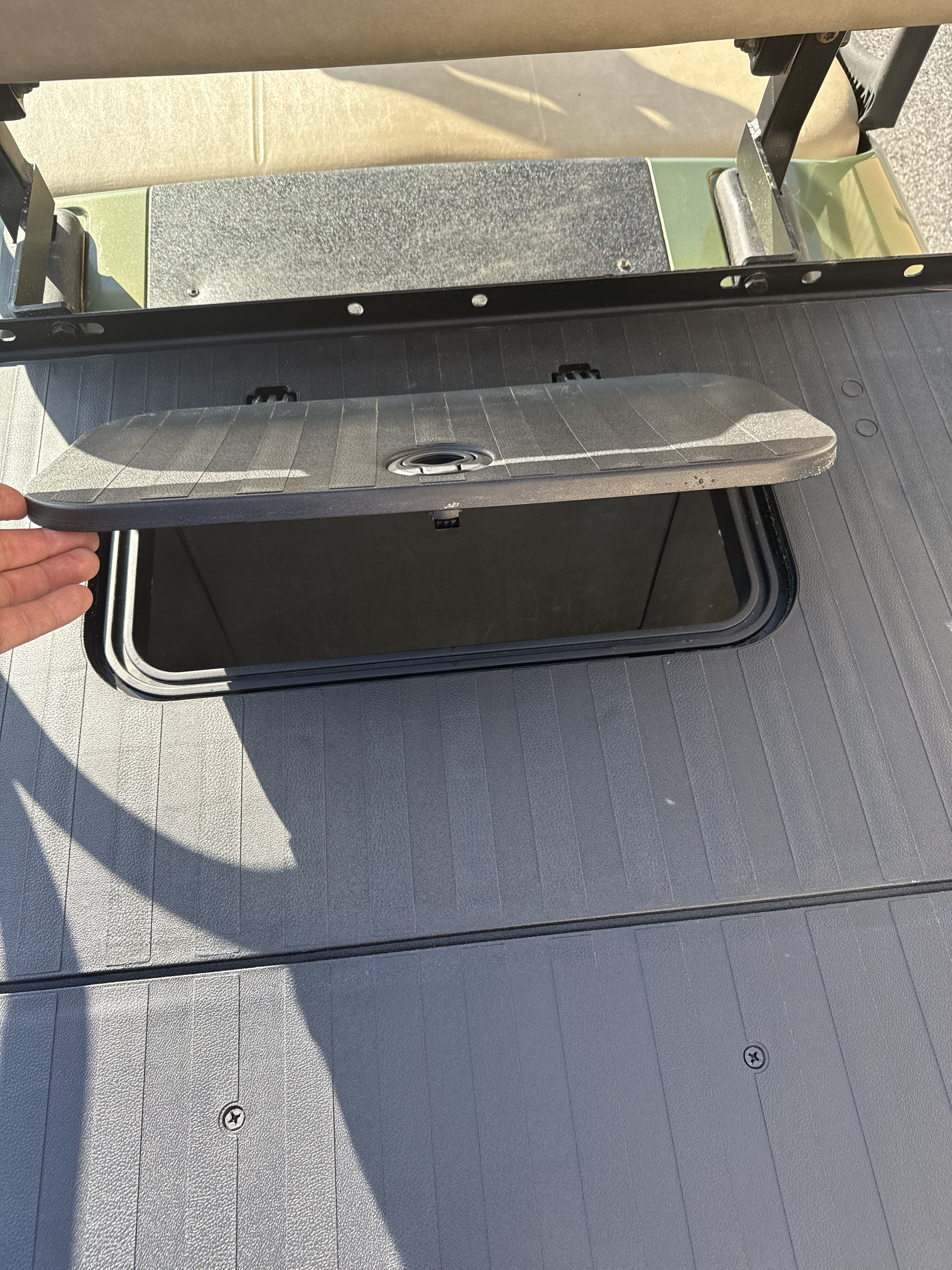 2020 E-Z-GO Freedom RXV Elite 2.0 in Sykesville, Maryland - Photo 7