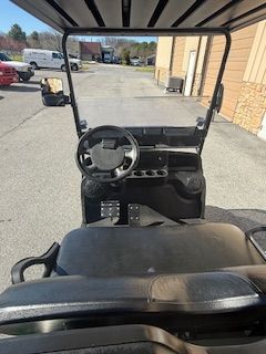 2016 E-Z-GO Freedom TXT 2+2 Electric in Sykesville, Maryland - Photo 9