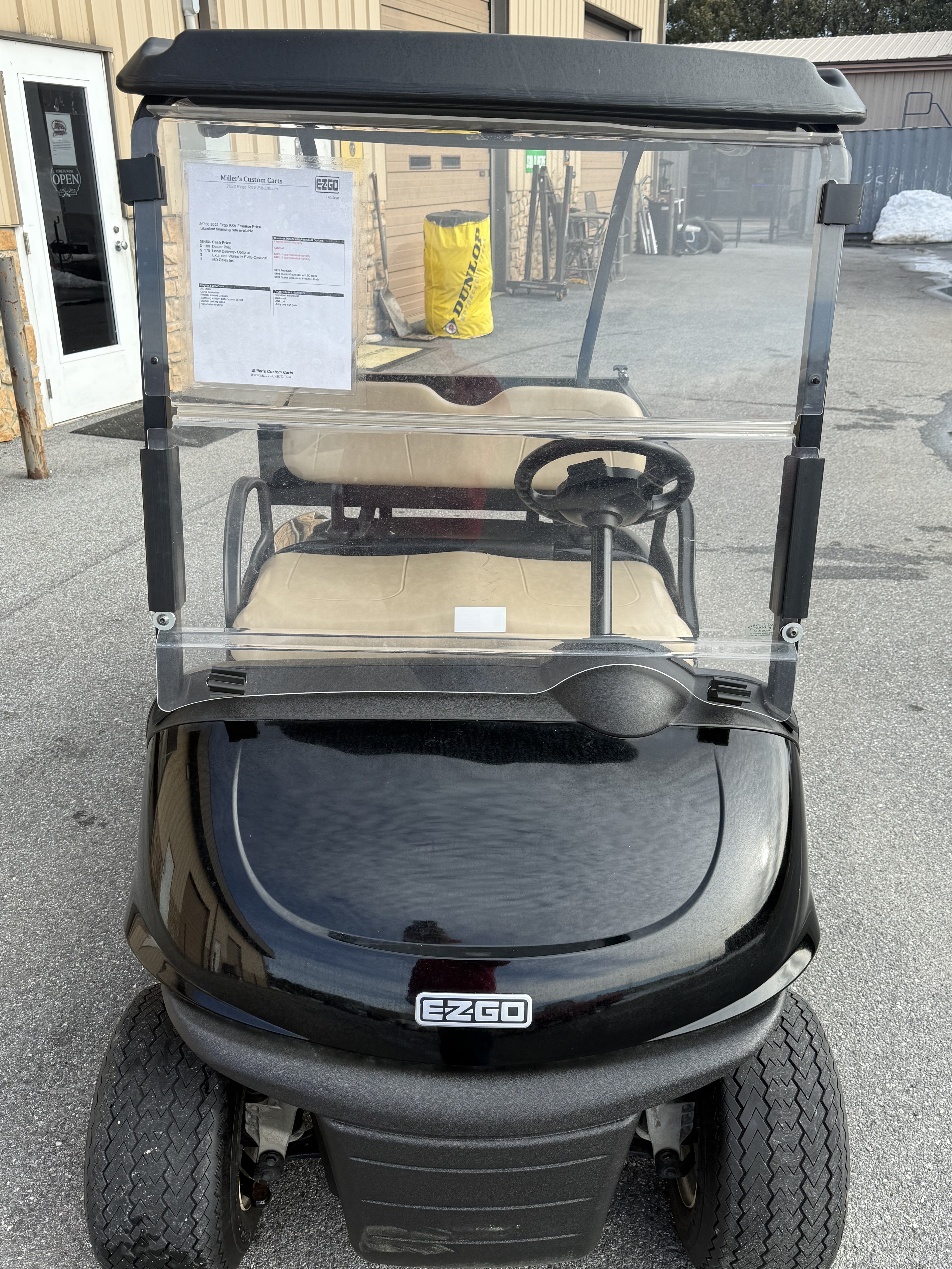 2023 E-Z-GO Freedom RXV ELiTE 2.2 Single Pack with Light World Charger in Sykesville, Maryland - Photo 2
