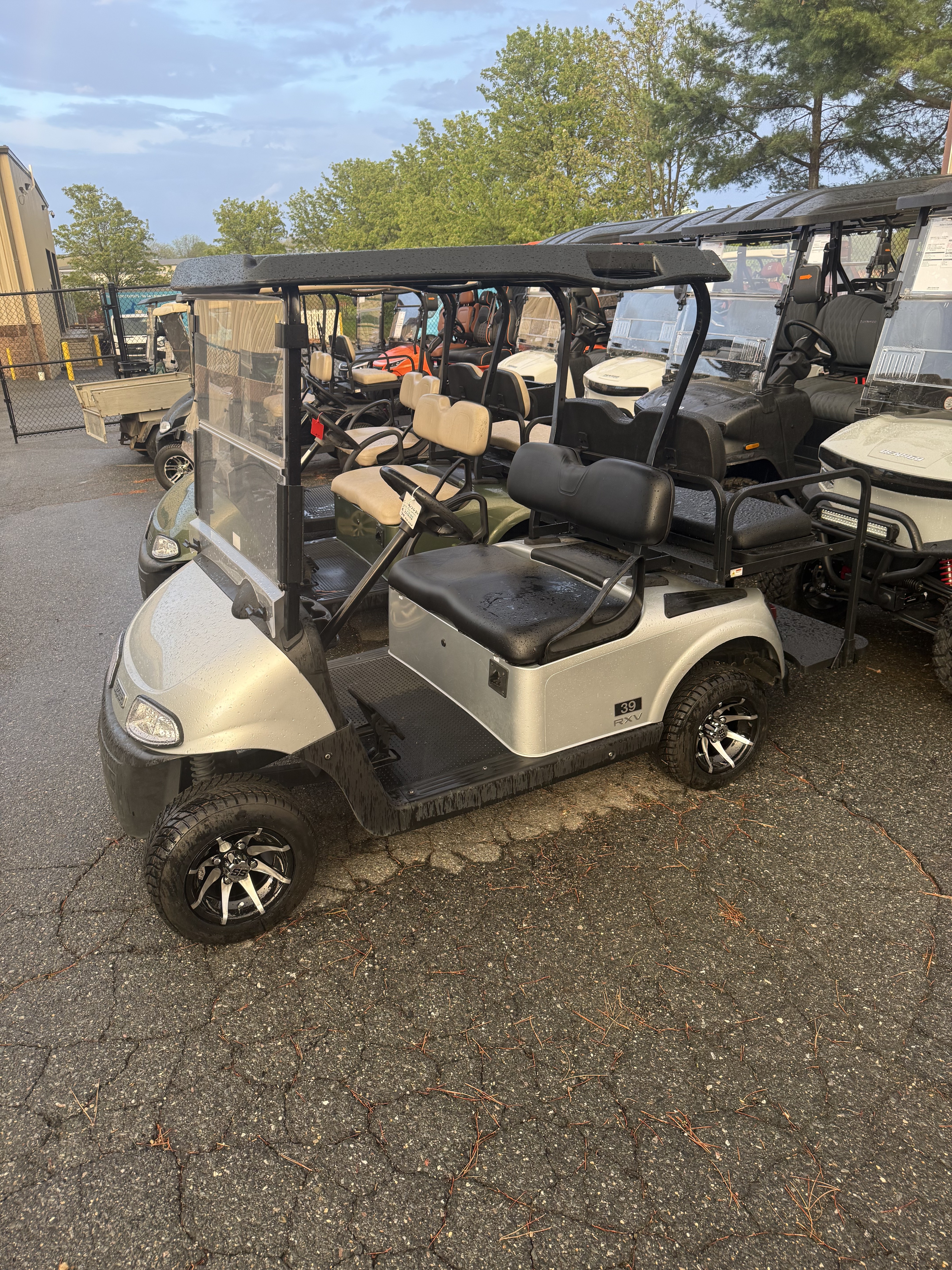 2021 E-Z-GO Freedom RXV ELiTE 2.0 in Sykesville, Maryland