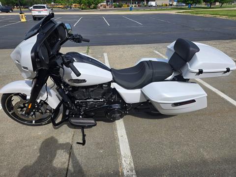 2024 Harley-Davidson Street Glide® in Rock Falls, Illinois - Photo 4