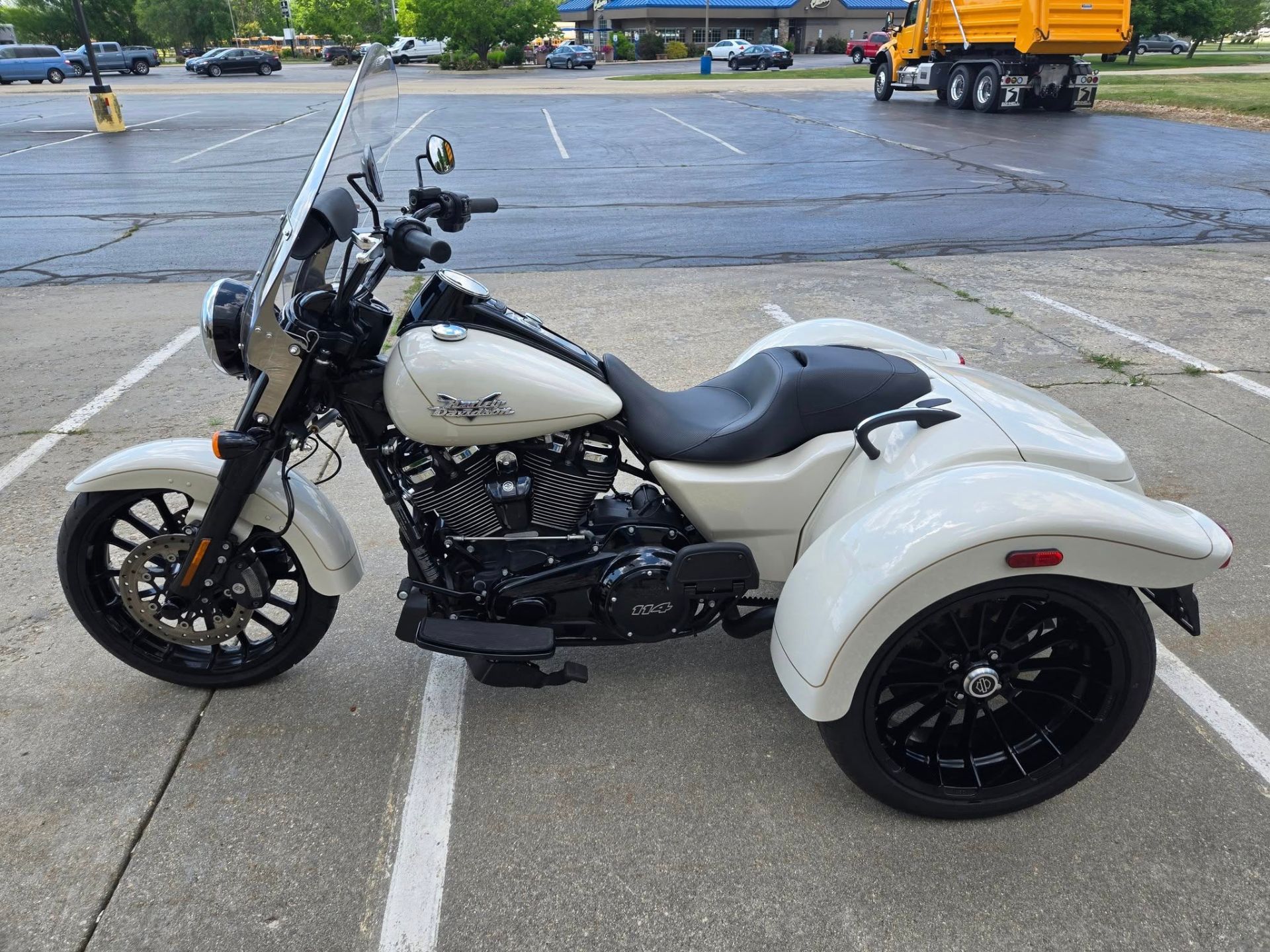 2023 Harley-Davidson Freewheeler® in Rock Falls, Illinois - Photo 4