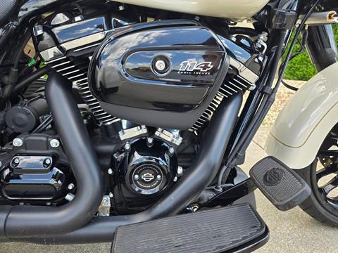 2023 Harley-Davidson Freewheeler® in Rock Falls, Illinois - Photo 6
