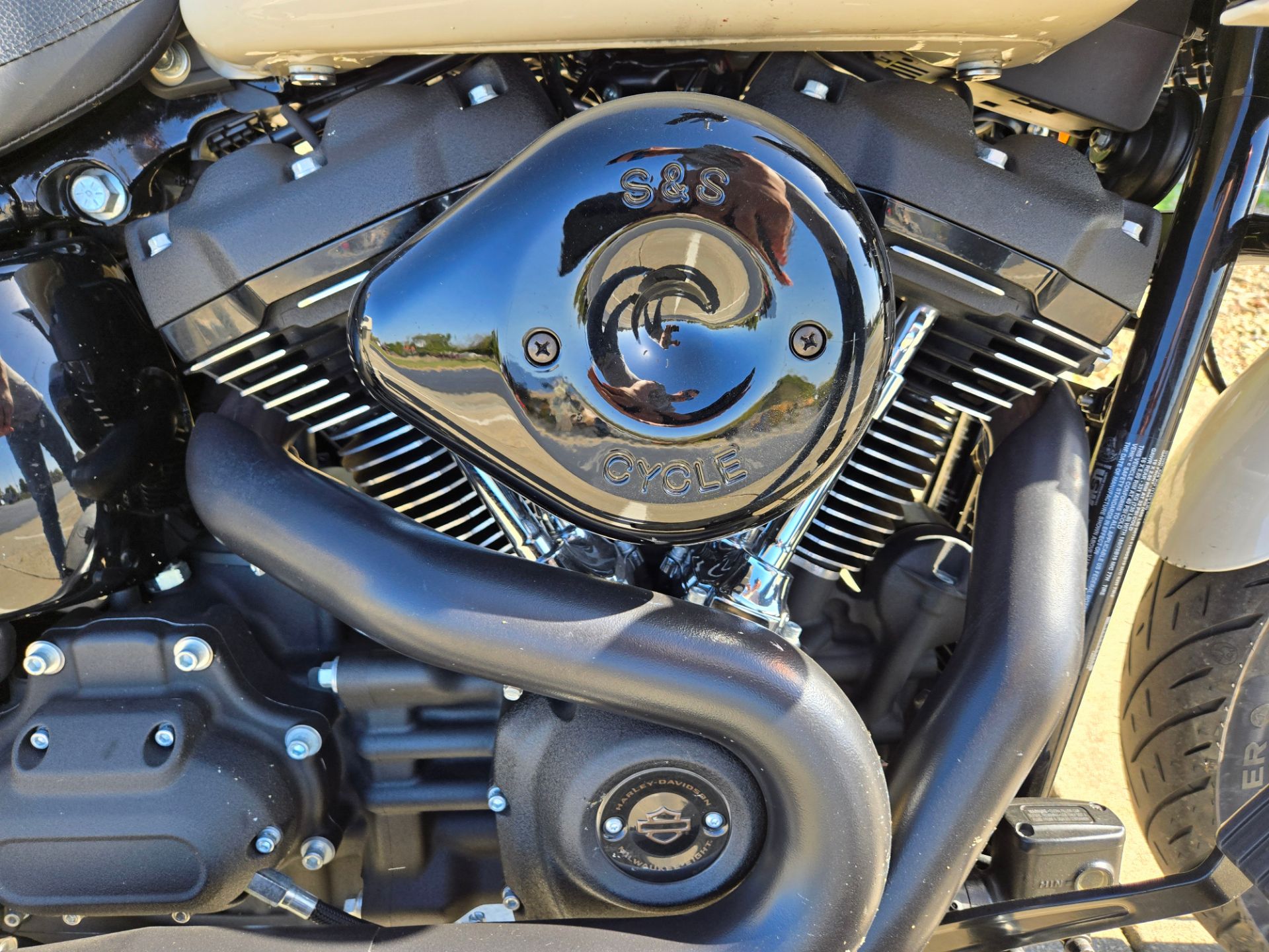 2023 Harley-Davidson Low Rider® ST in Rock Falls, Illinois - Photo 6