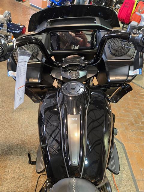 2025 Harley-Davidson Road Glide® in Rock Falls, Illinois - Photo 3