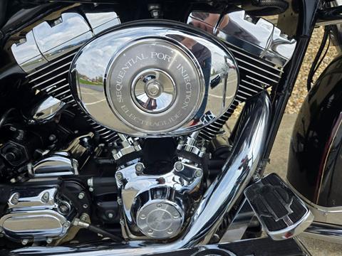 2000 Harley-Davidson FLHTC/FLHTCI Electra Glide® Classic in Rock Falls, Illinois - Photo 6