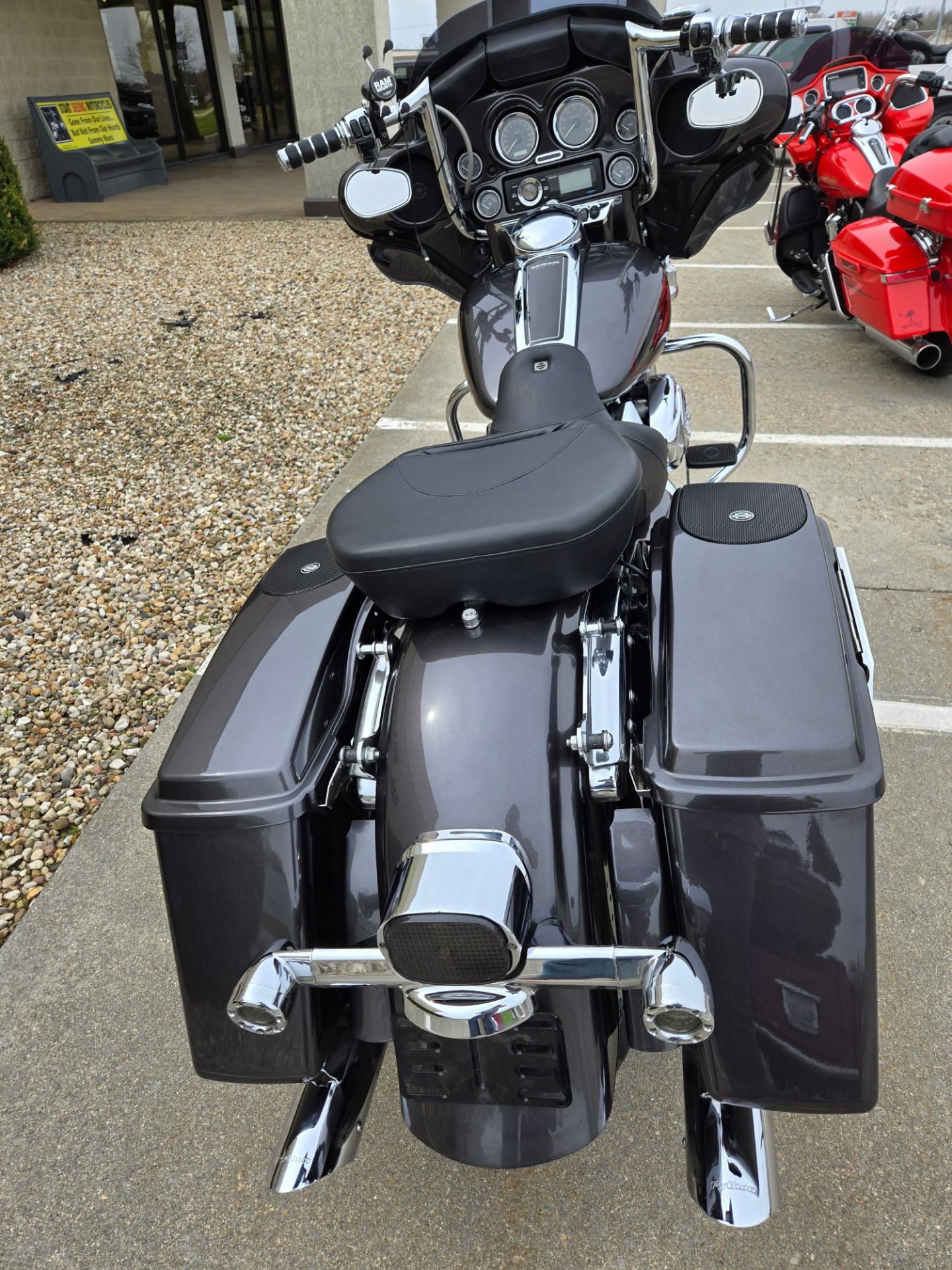 2009 Harley-Davidson Electra Glide® Classic in Rock Falls, Illinois - Photo 2