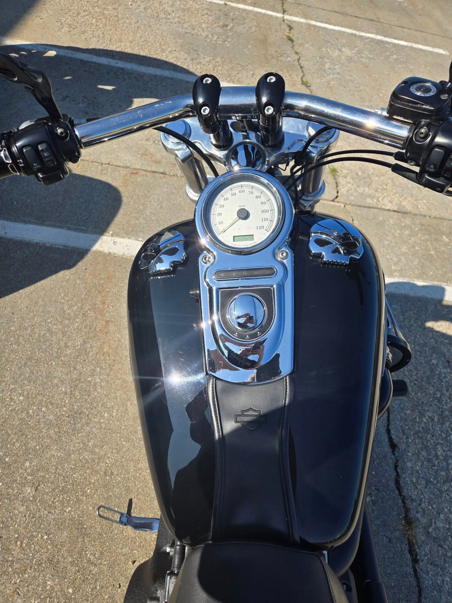 2009 Harley-Davidson Dyna Fat Bob in Rock Falls, Illinois - Photo 5