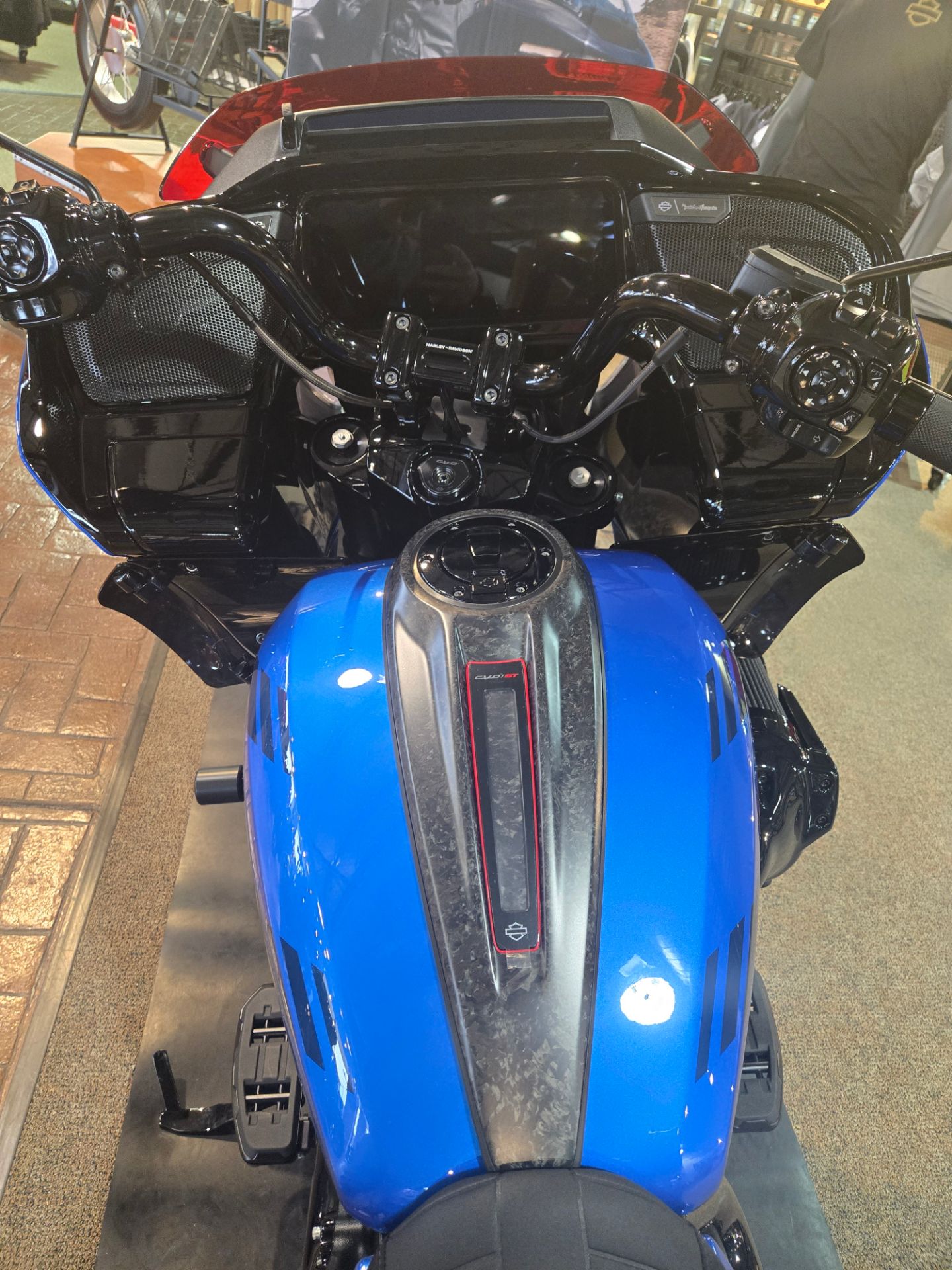 2026 Harley-Davidson CVO™ Road Glide® ST in Rock Falls, Illinois - Photo 3