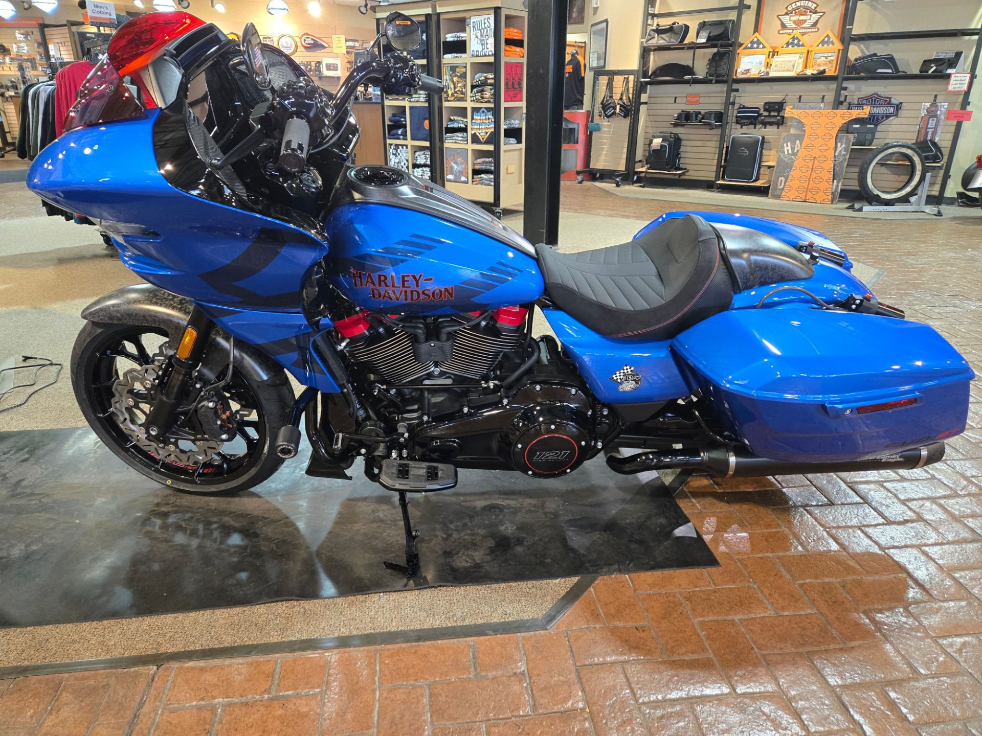 2026 Harley-Davidson CVO™ Road Glide® ST in Rock Falls, Illinois - Photo 4