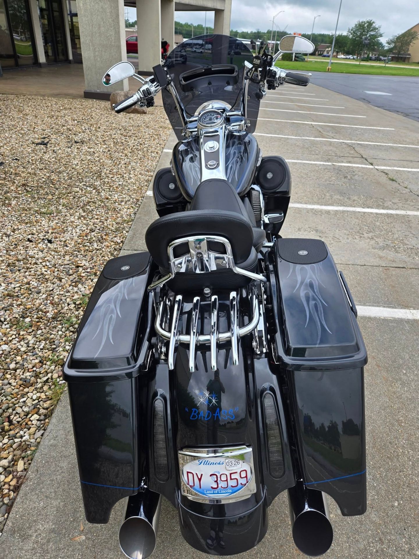 2013 Harley-Davidson CVO™ Road King® 110th Anniversary Edition in Rock Falls, Illinois - Photo 2