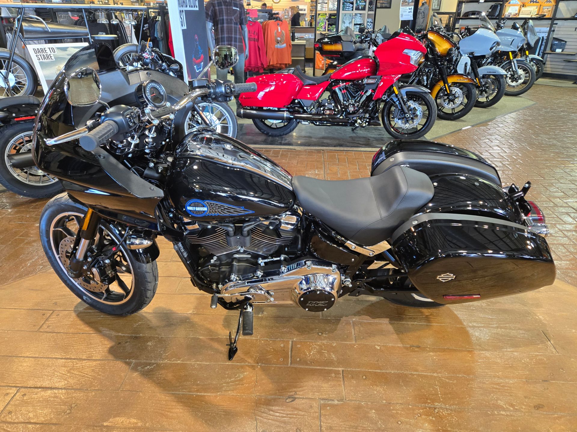 2025 Harley-Davidson Low Rider® ST in Rock Falls, Illinois - Photo 4