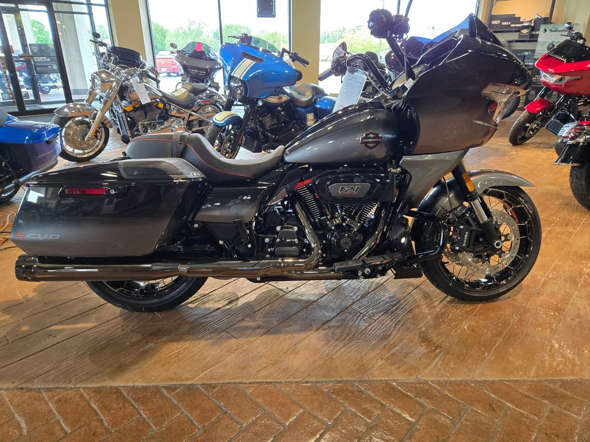2025 Harley-Davidson CVO™ Road Glide® in Rock Falls, Illinois - Photo 1