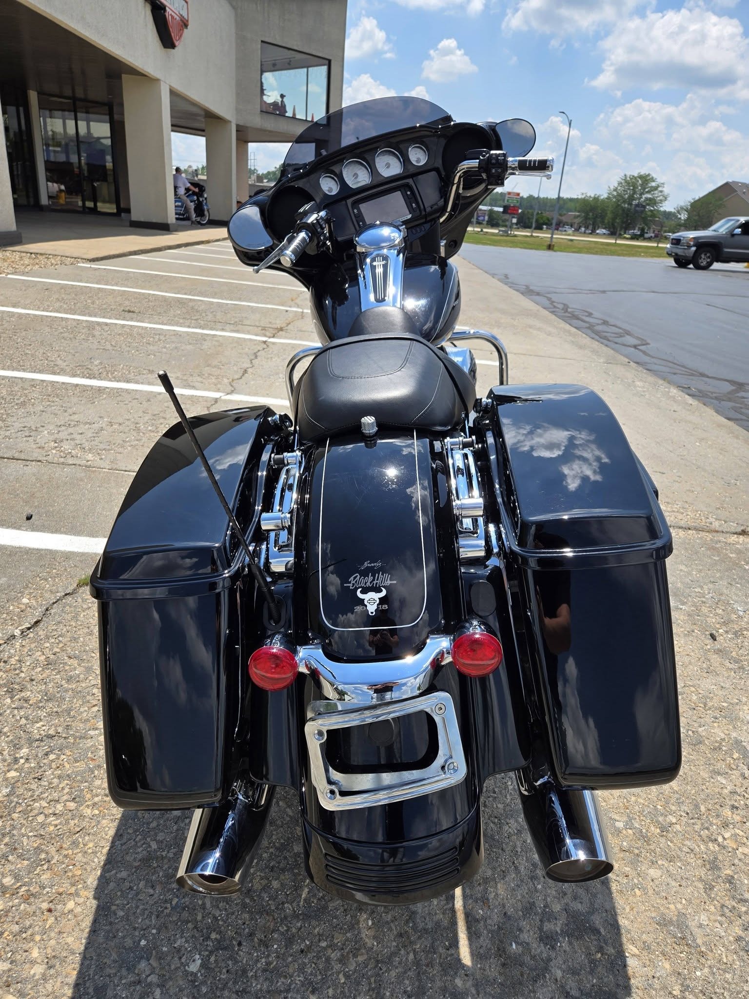 2017 Harley-Davidson Street Glide® Special 2