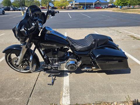 2015 Harley-Davidson Street Glide® in Rock Falls, Illinois - Photo 4