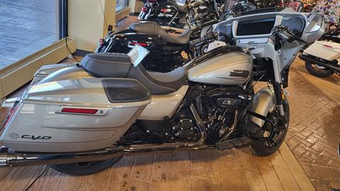 2023 Harley-Davidson CVO™ Street Glide® in Rock Falls, Illinois