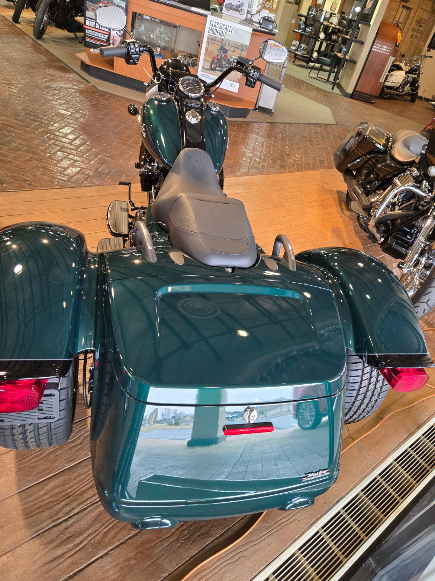 2024 Harley-Davidson Freewheeler® in Rock Falls, Illinois - Photo 2