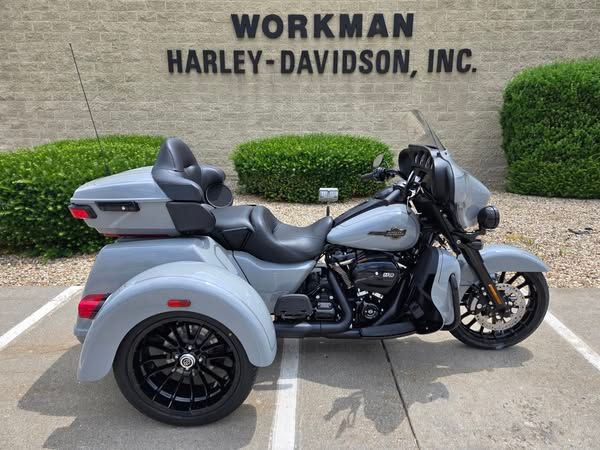 2025 Harley-Davidson Tri Glide® Ultra in Rock Falls, Illinois - Photo 1