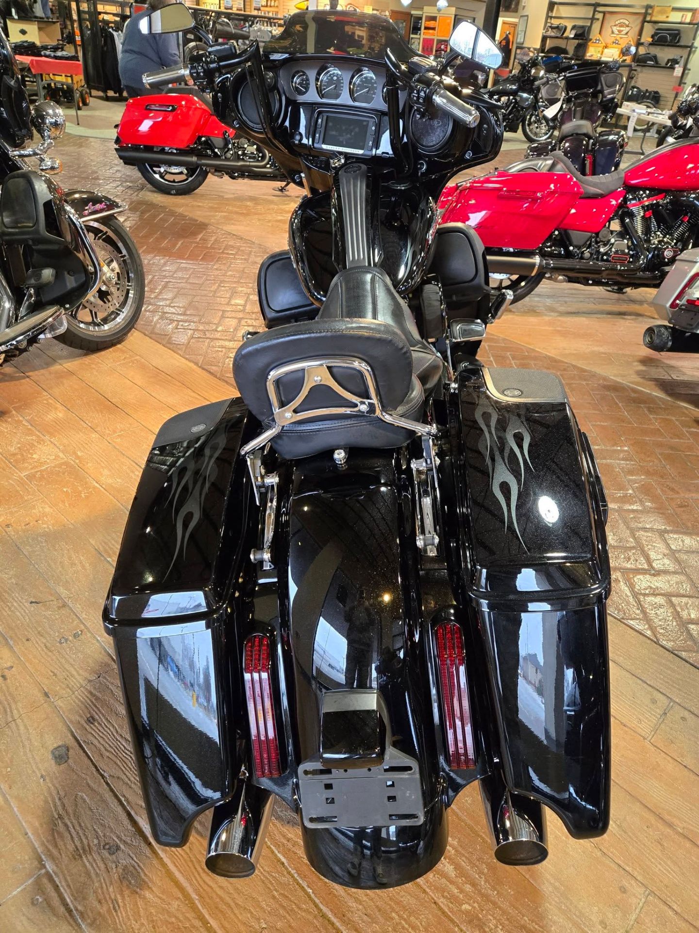 2015 Harley-Davidson CVO™ Street Glide® in Rock Falls, Illinois - Photo 2