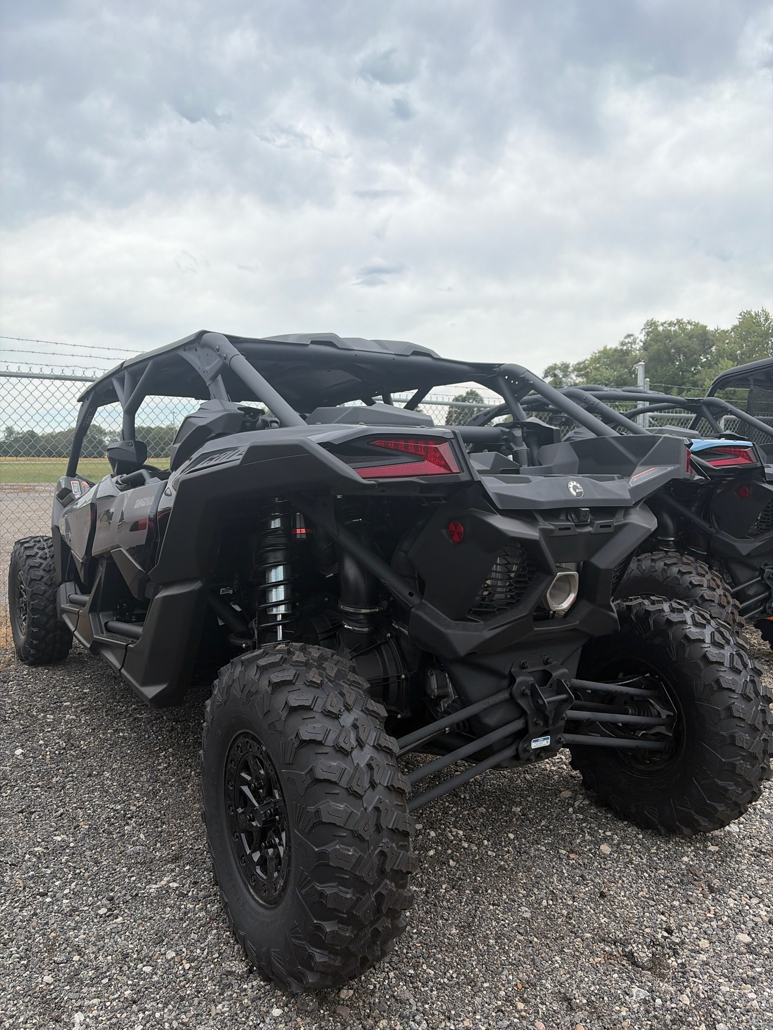 2026 Can-Am™ Maverick X3 MAX X DS TURBO RR Smart-Shox with 10.2 4