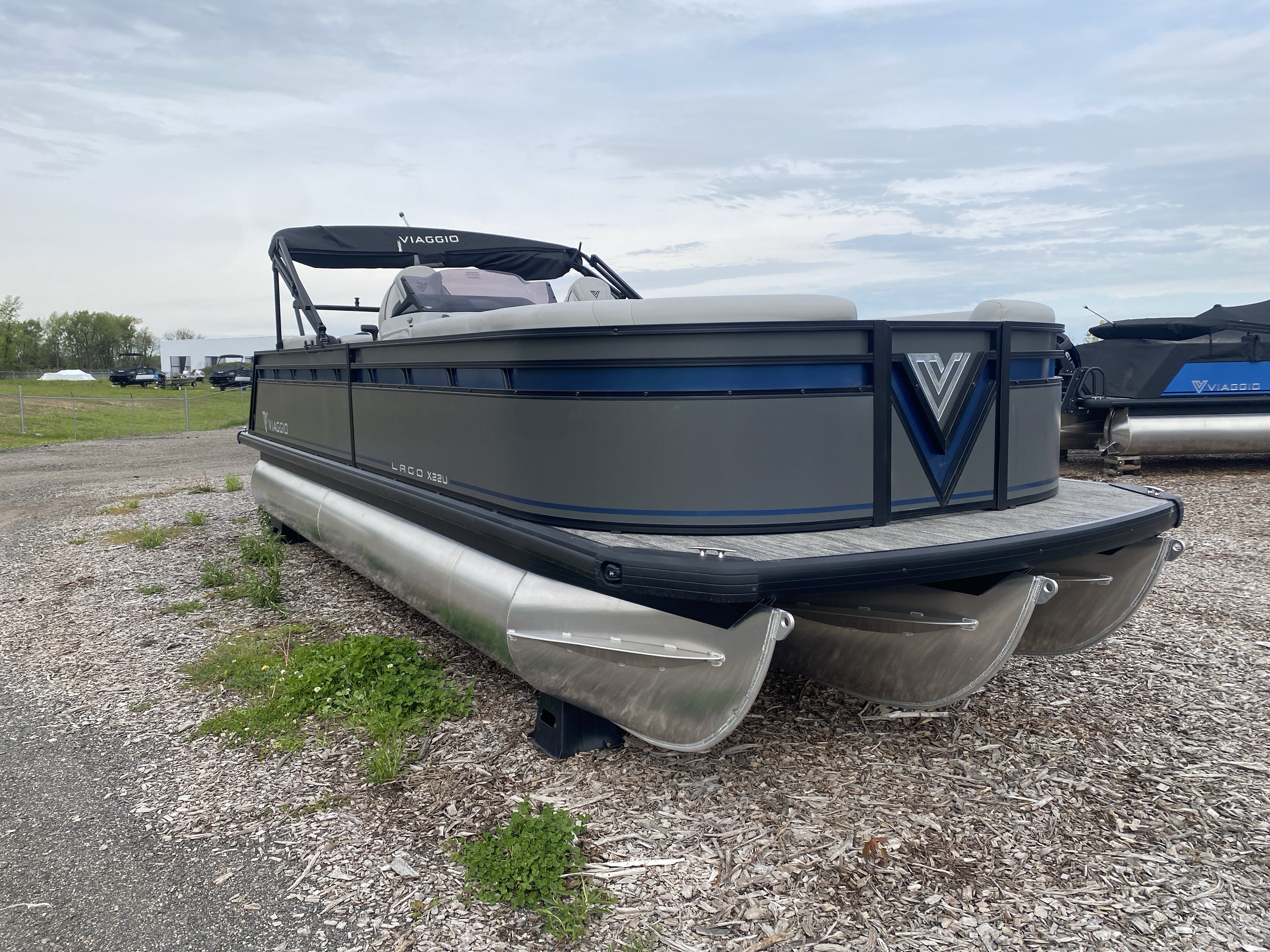 2025 Viaggio LAGO X22U
