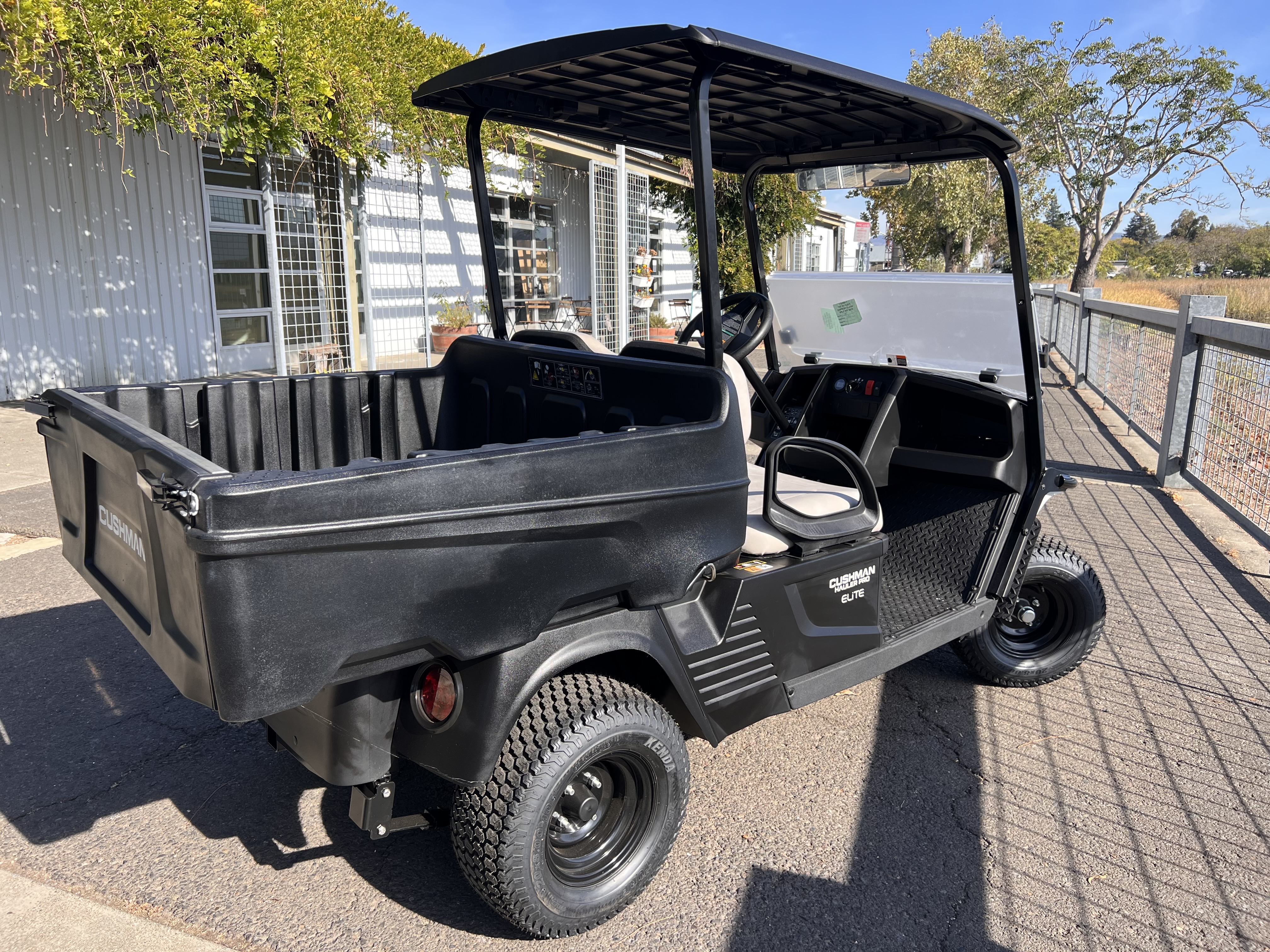 2027 Cushman Hauler photo 5