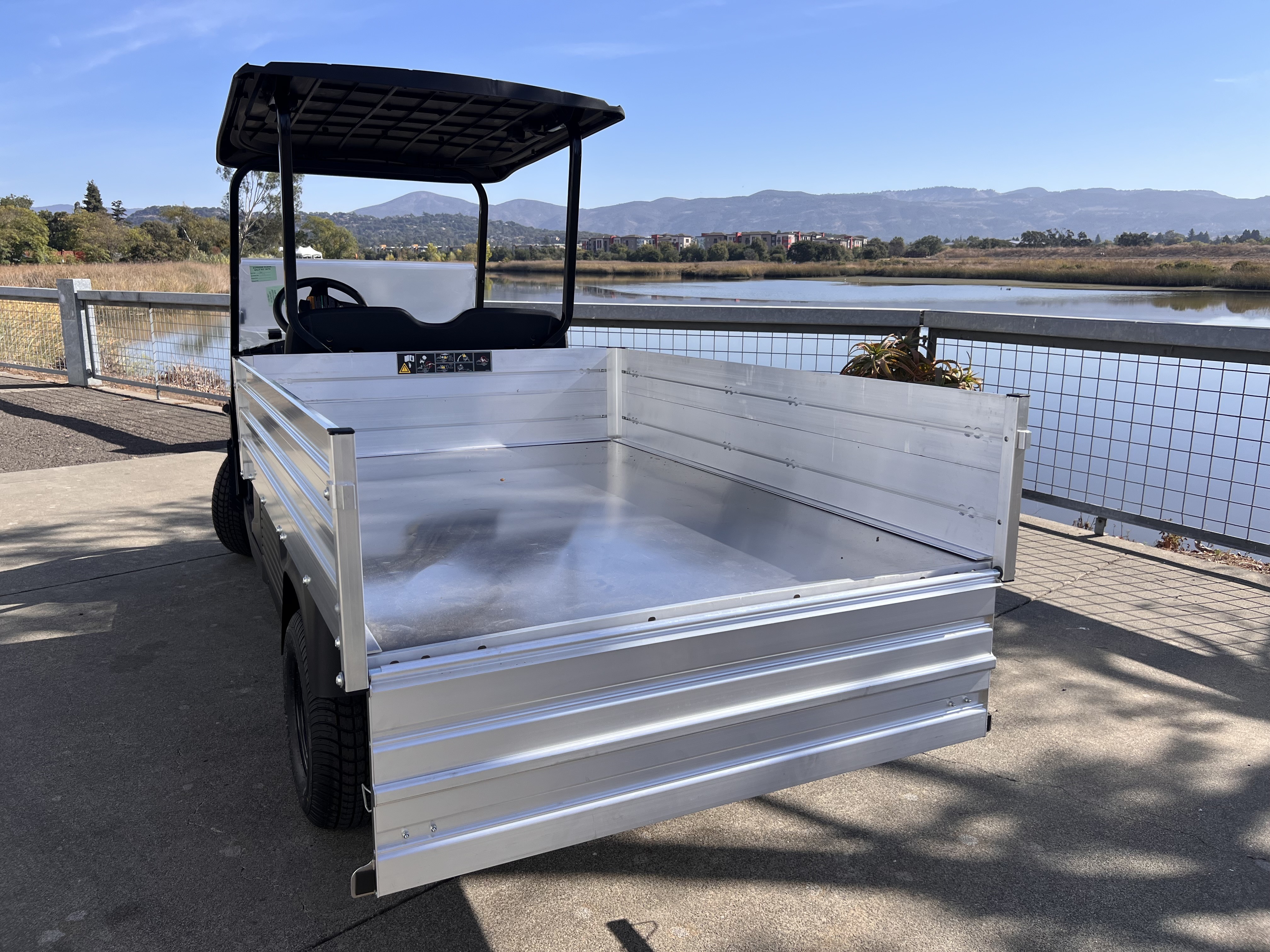2027 Cushman Hauler photo 6