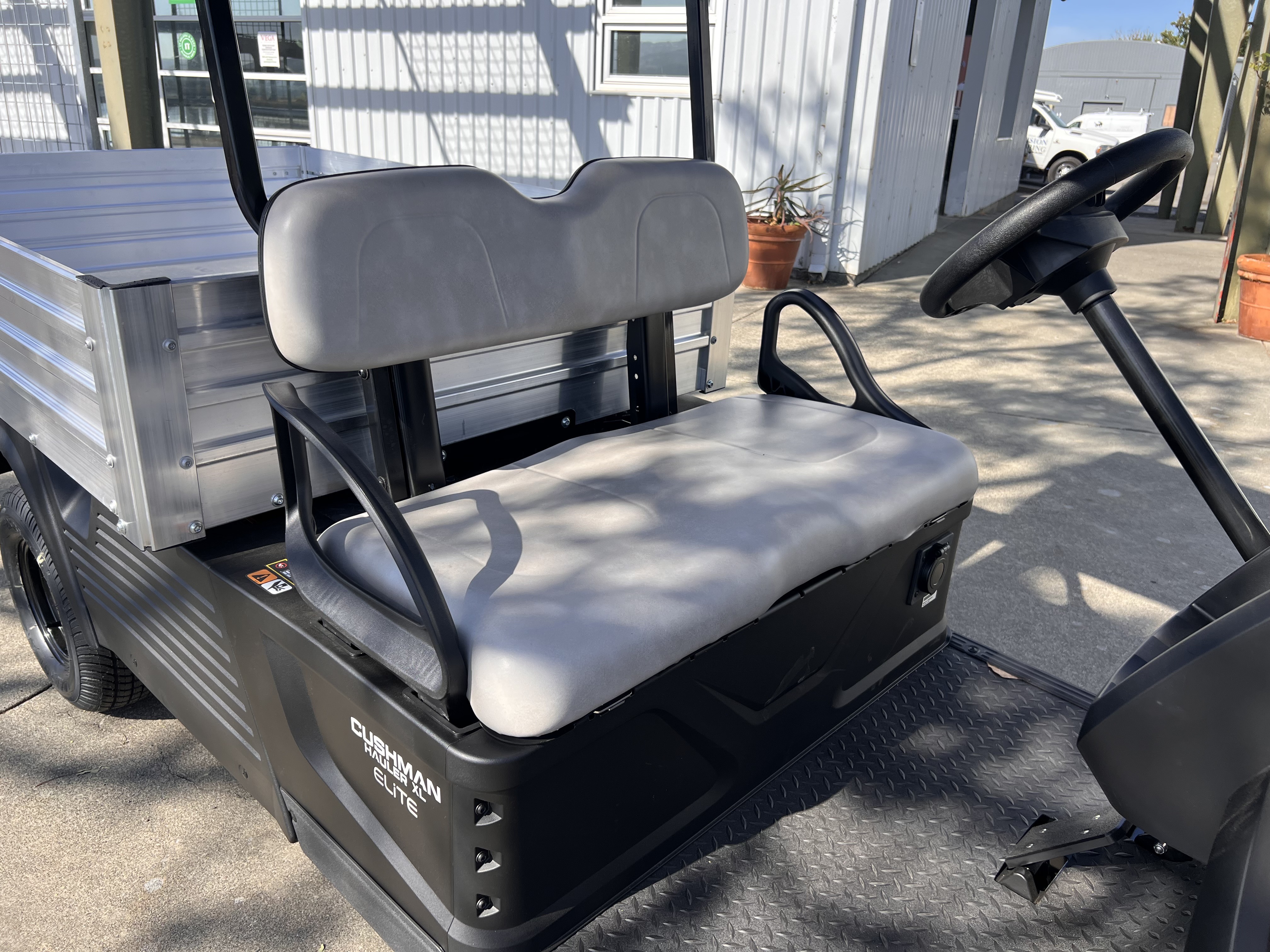 2027 Cushman Hauler photo 8