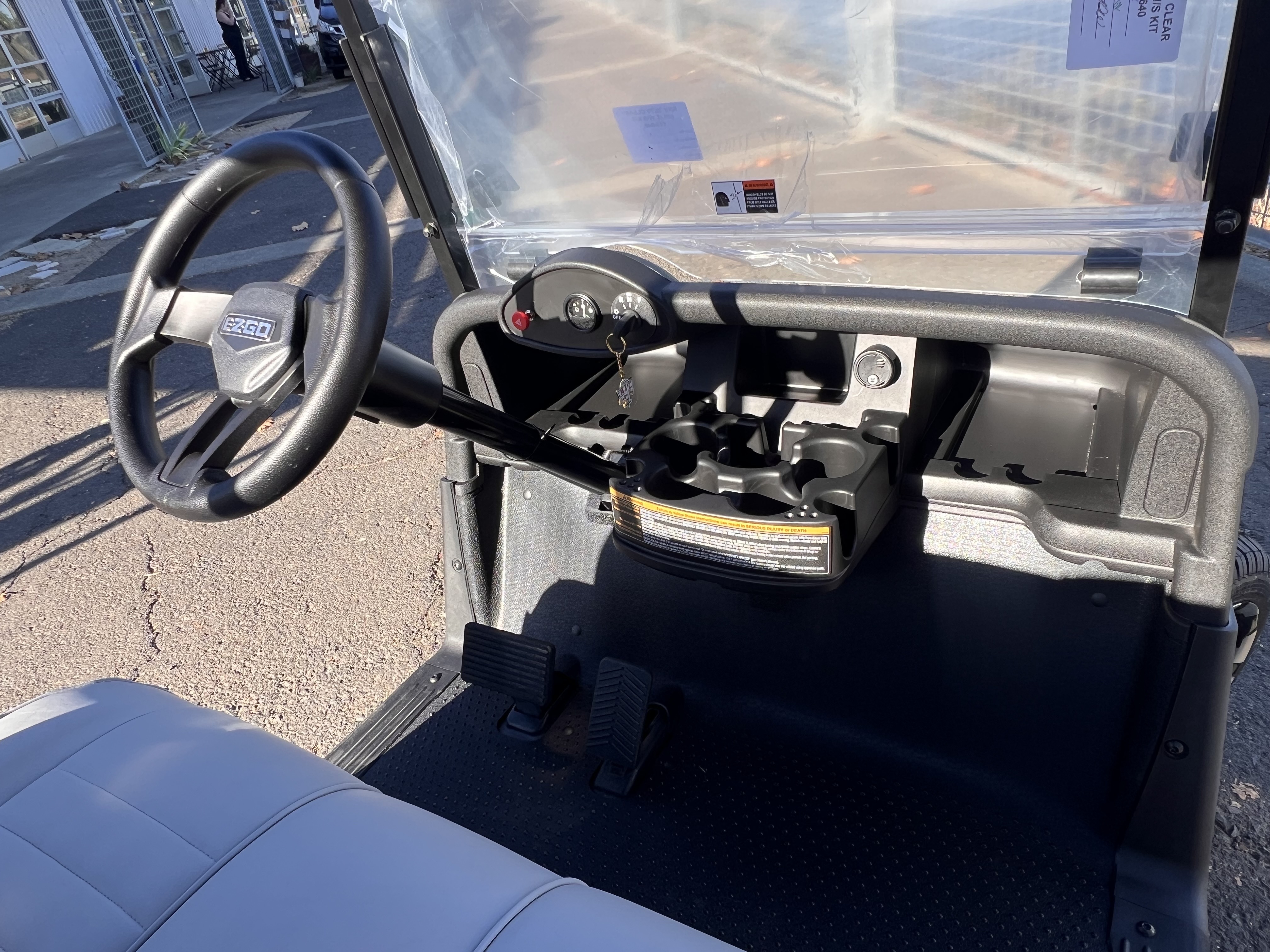 2022 EZGO Freedom photo 6