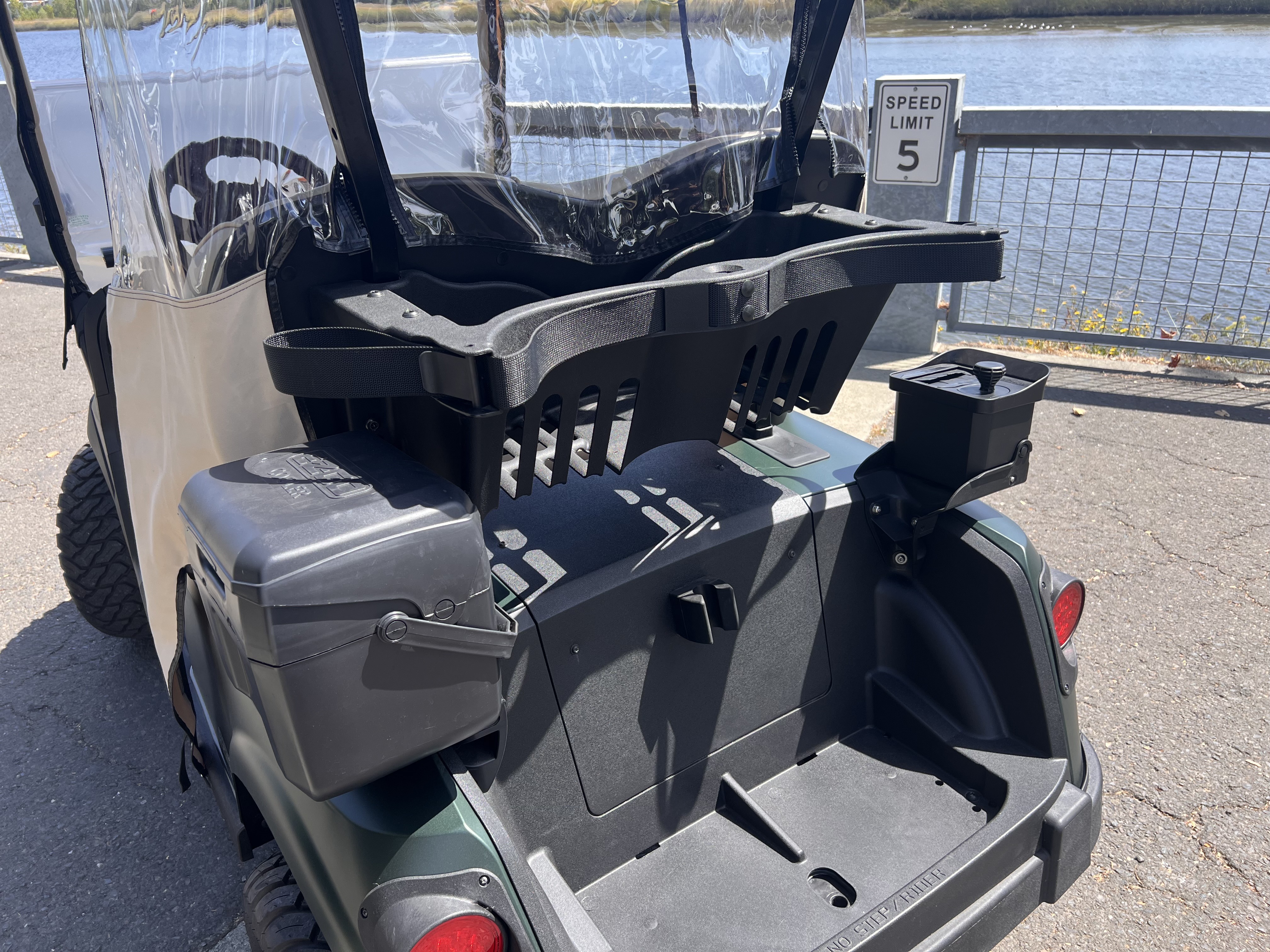 2026 EZGO RXV photo 6