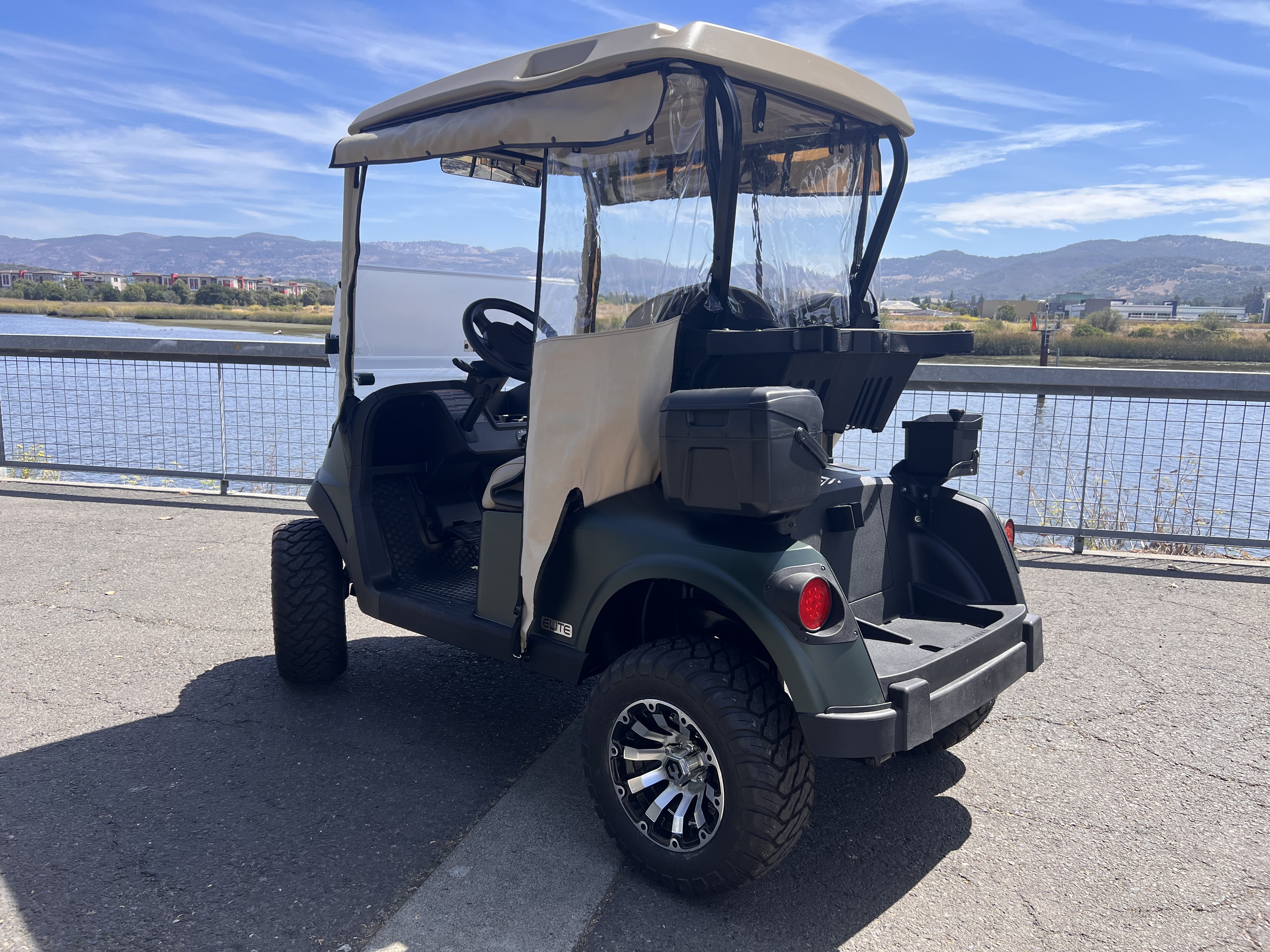 2026 EZGO RXV photo 8
