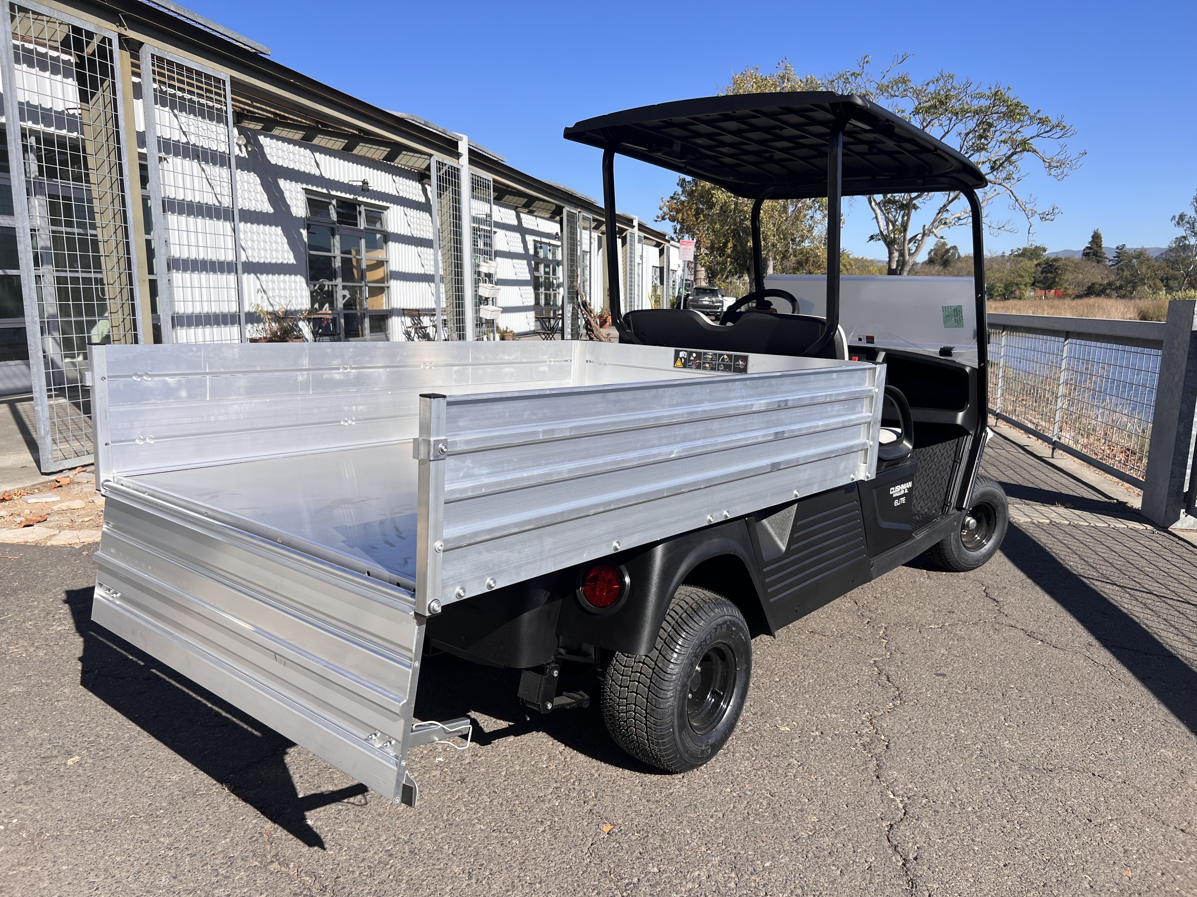 2027 Cushman Hauler photo 7