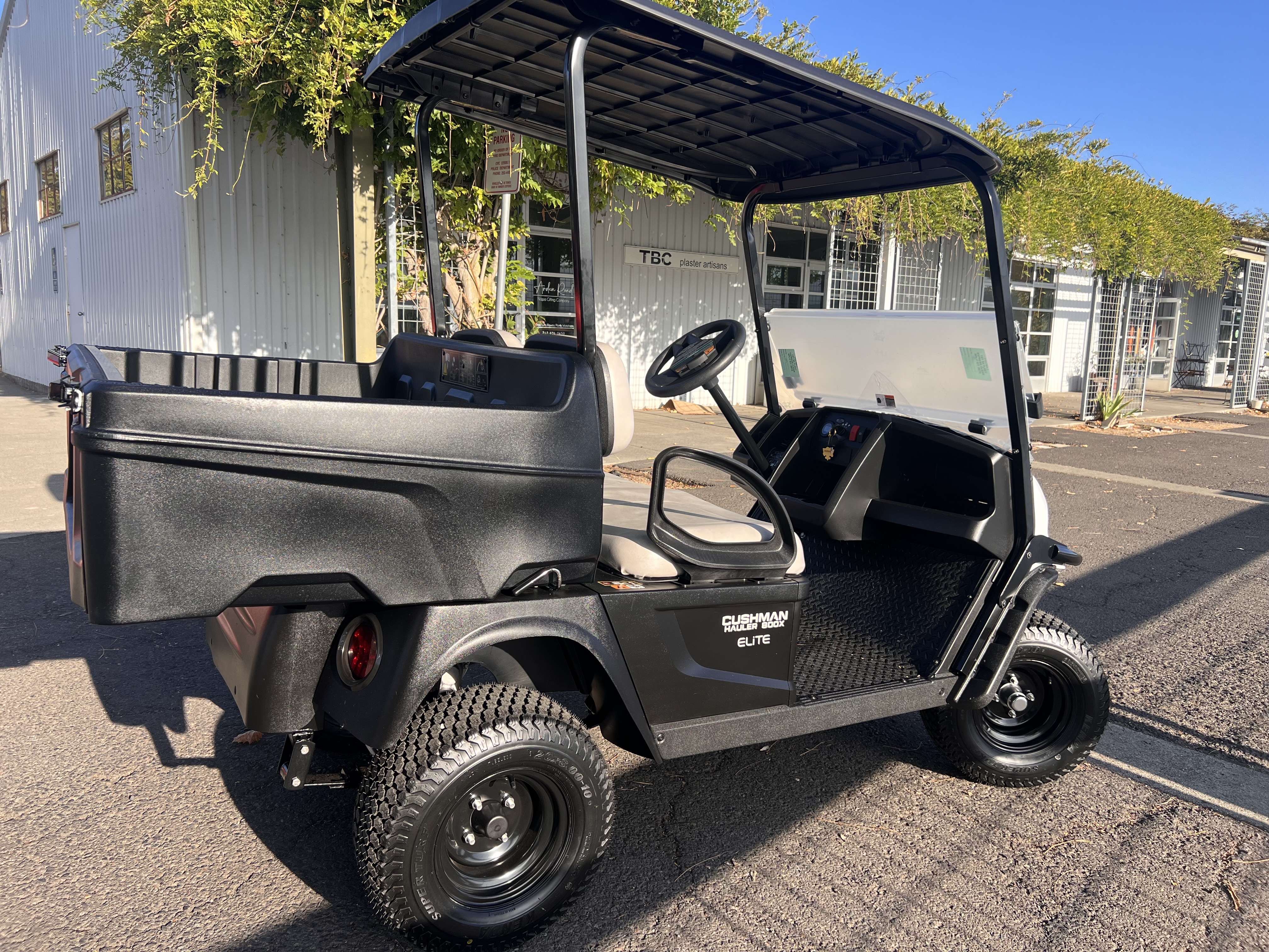 2027 Cushman Hauler photo 8