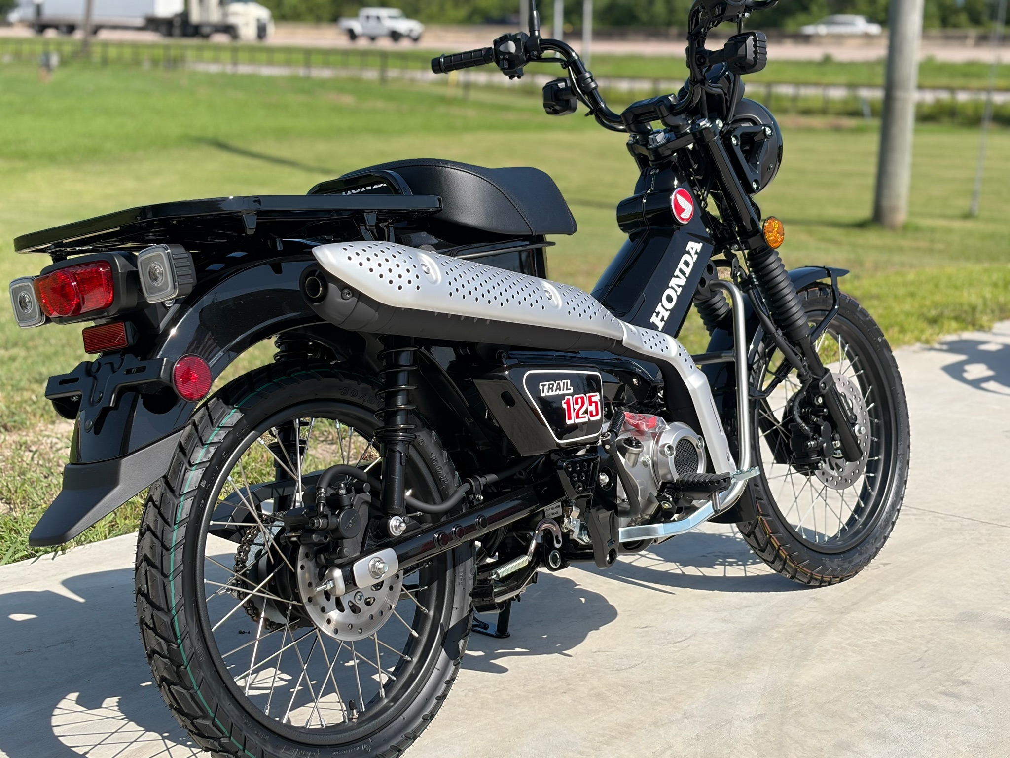 2026 Honda Trail125 3