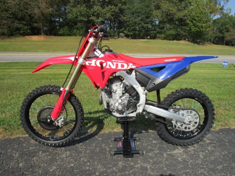 2027 Honda CRF250R — photo 1 of 29