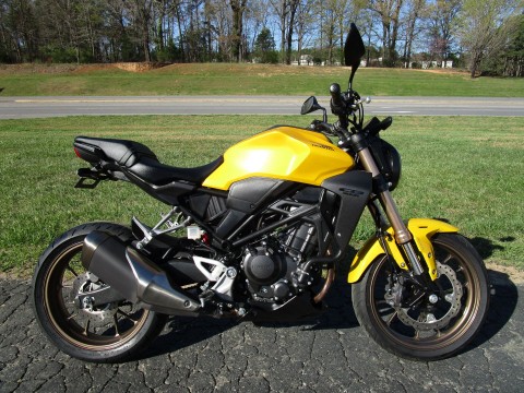2025 Honda CB300R ABS
