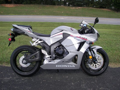 2026 Honda CBR600RR — photo 1 of 13