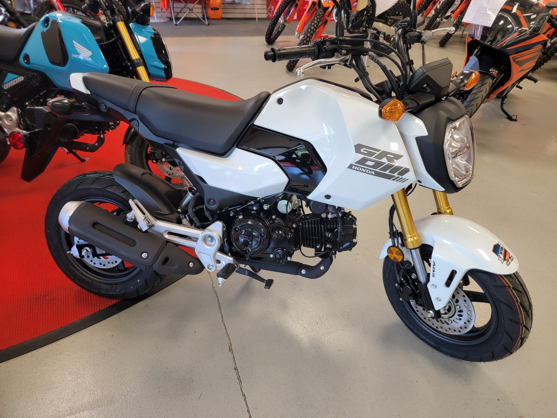 New 2025 Honda Grom ABS, Gaines PA Specs, Price, Photos Pearl